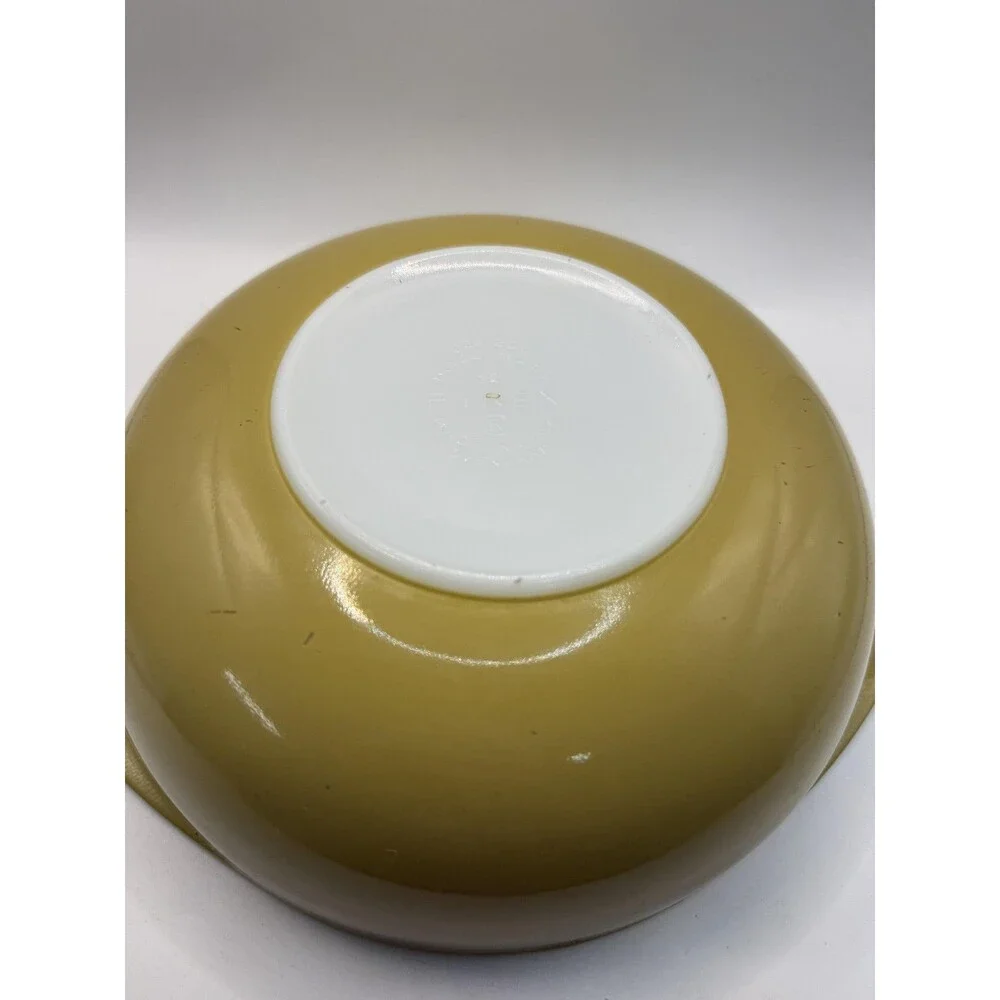 Vintage Pyrex Yellow Round Serving Bowl White Interior Glass USA Ovenware